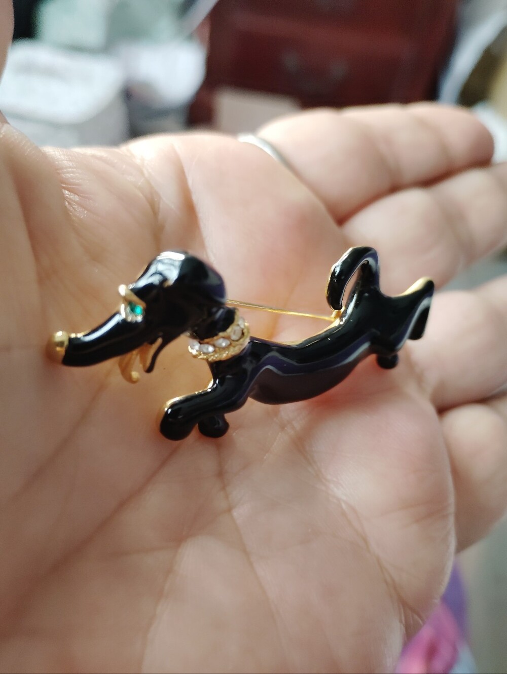 Vintage Black Dachshund Brooch Pin with Rhinestone Collar - Women Jewelry